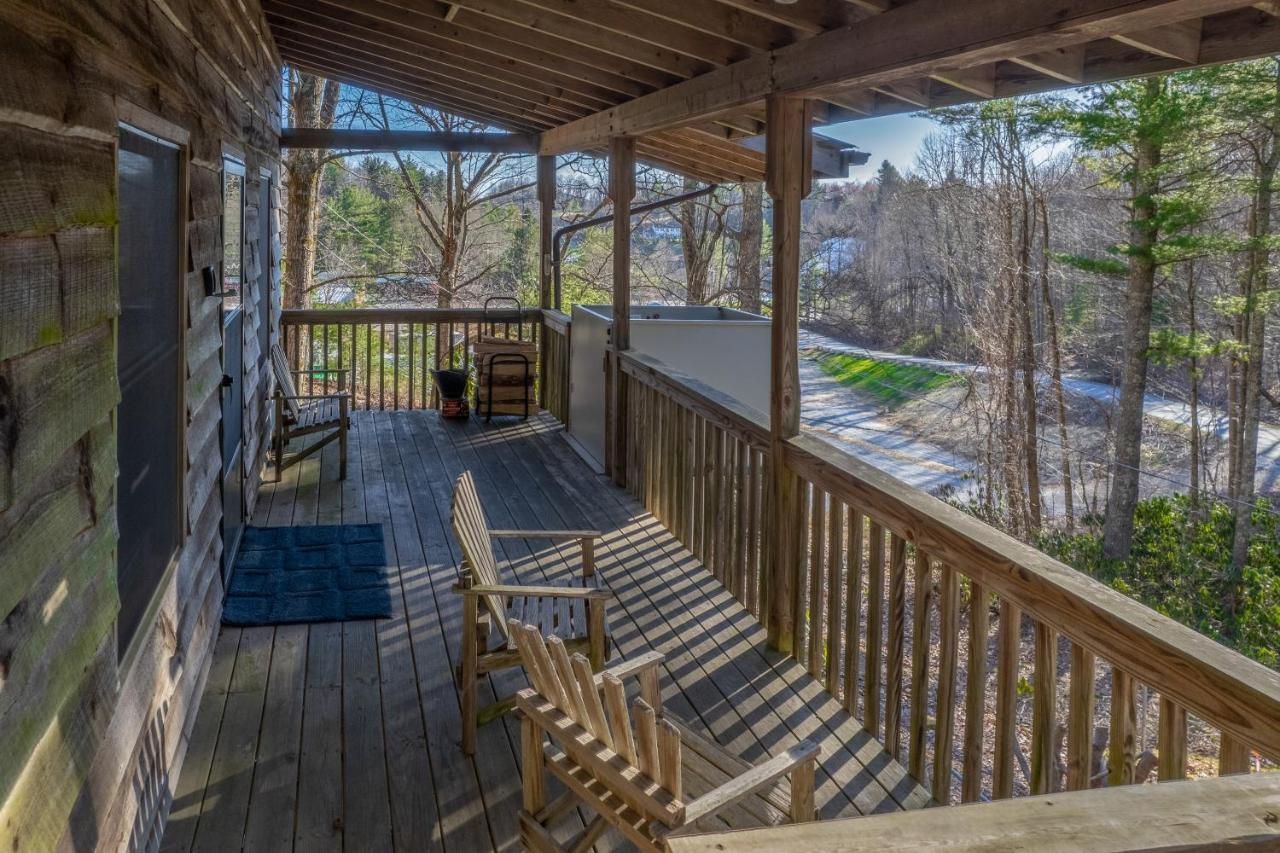 The Scaly Mountain Cabin Exterior foto