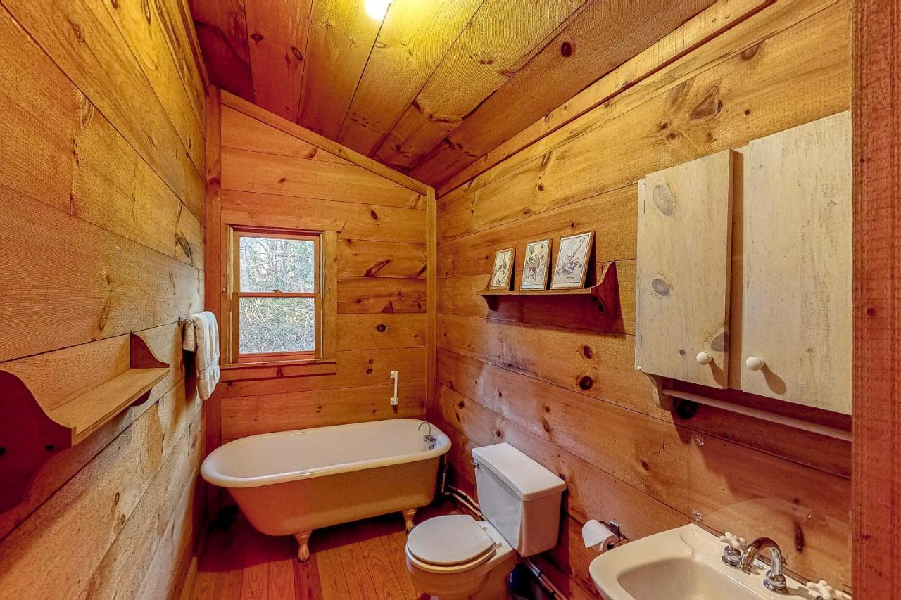 The Scaly Mountain Cabin Exterior foto